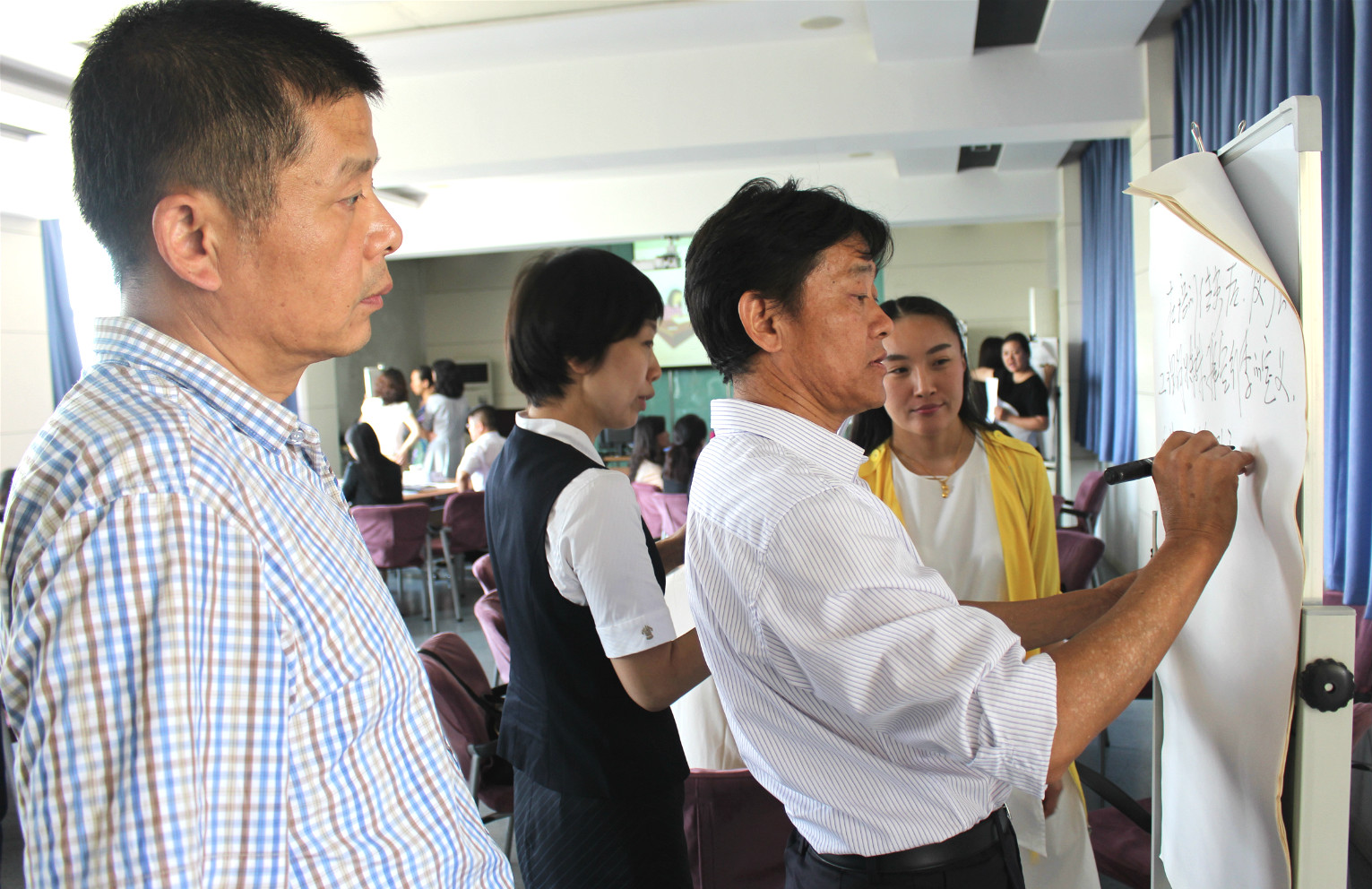 航空学校招生空中乘务哪个学校好_有航空服务的学校_航空学校有哪些